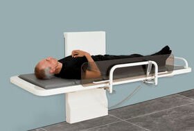 height-adjustable shower stretcher40-25023