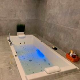 single-seater balneotherapy bathtubTWICE