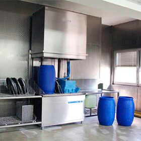 cleaning station for the pharmaceutical industryFUX